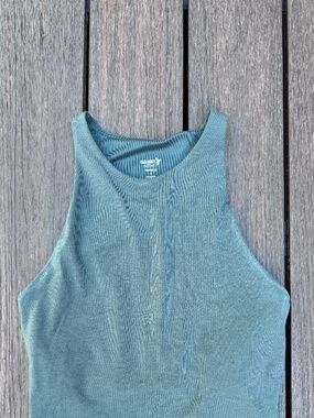 Sage halter crop top old navy medium